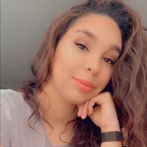 Meet your Posher, Brianna